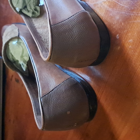 Last Chance! Will Be Pulling Soon!Bellini brown dress flats - Picture 4 of 6